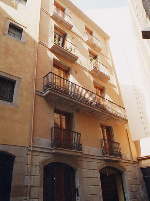 バルセロナアパルトメンツ サン ジョルディ コンタルアパートメント エクステリア 写真